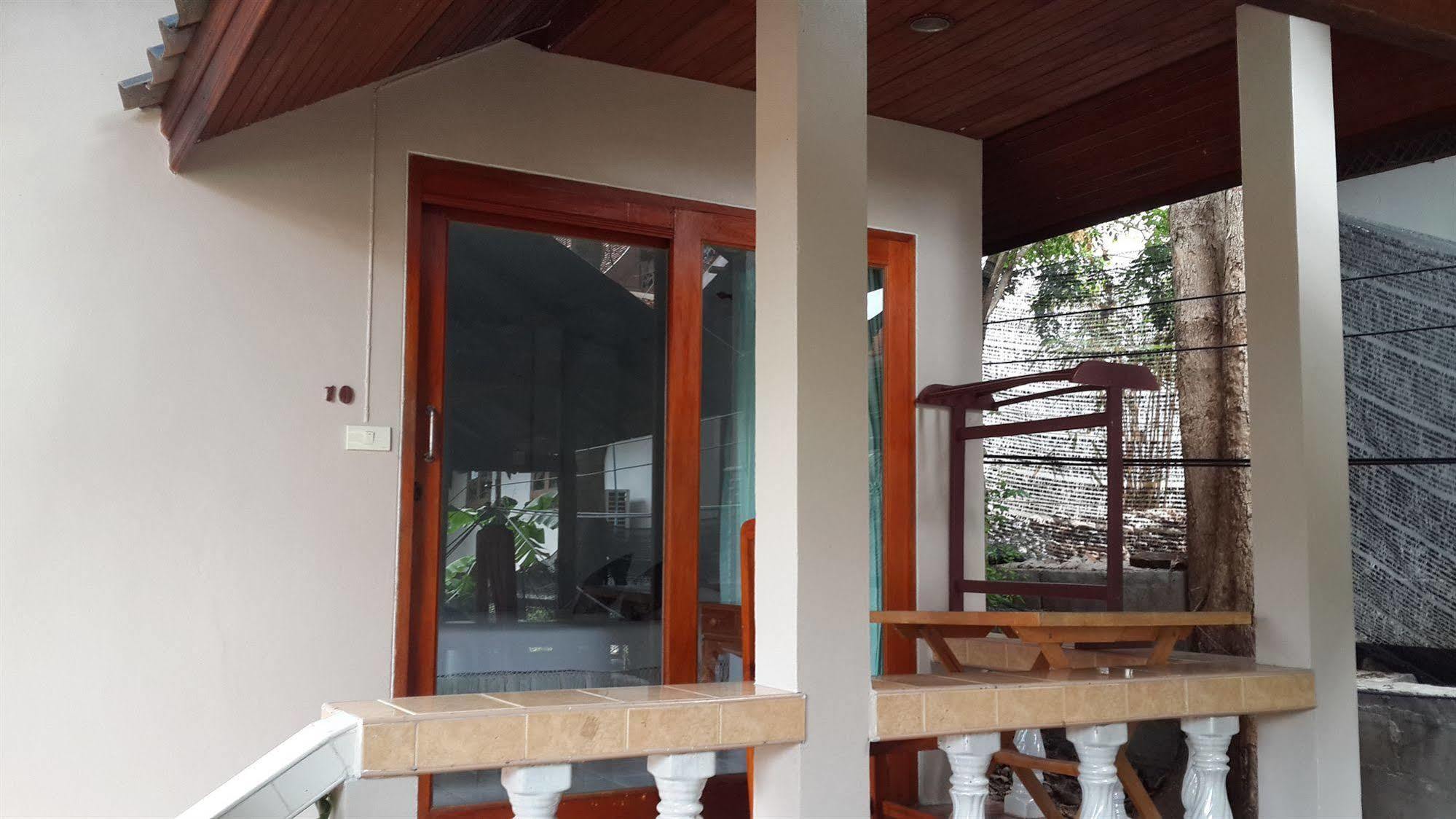 Pattara House Hotel Praia Chaweng Exterior foto